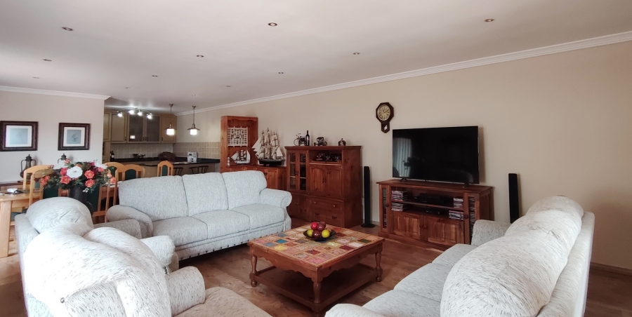 3 Bedroom Property for Sale in Stilbaai Wes Western Cape